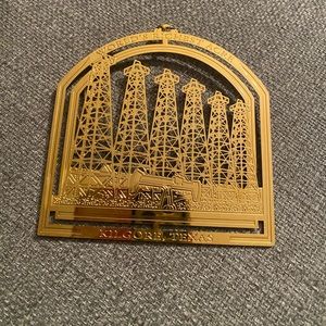 Vintage city ornaments